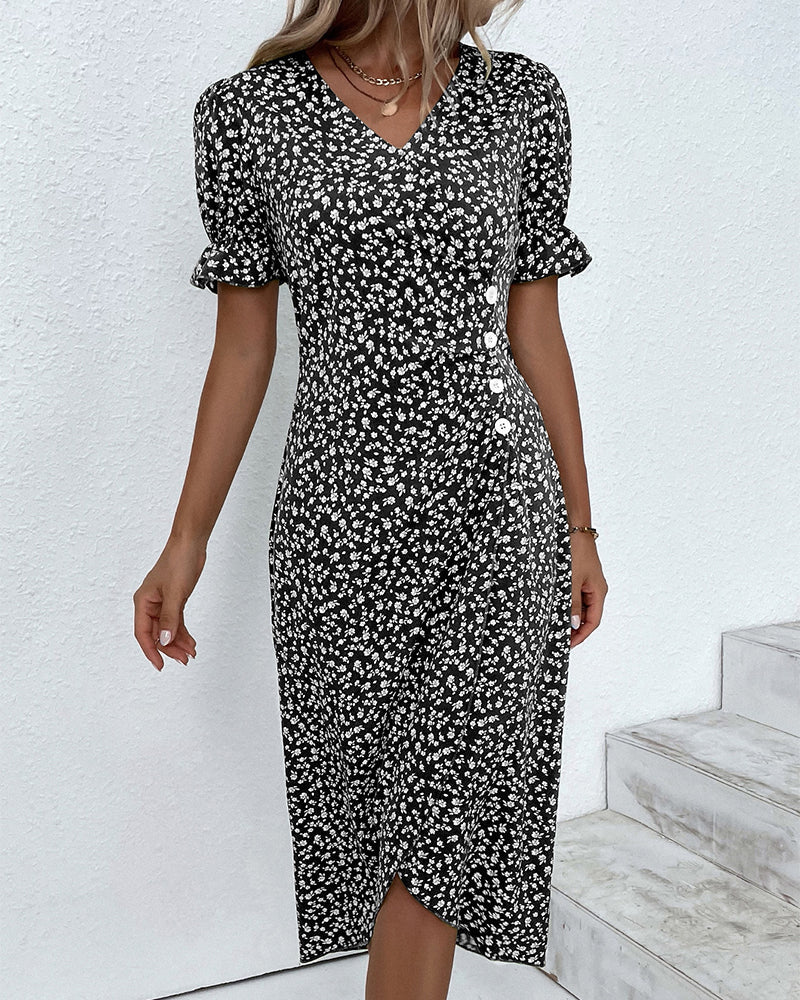 Margot | Bloemen zomerjurk with graceful tummy coverage