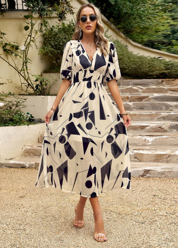 Clarissa | Flattering bloemen midi jurk