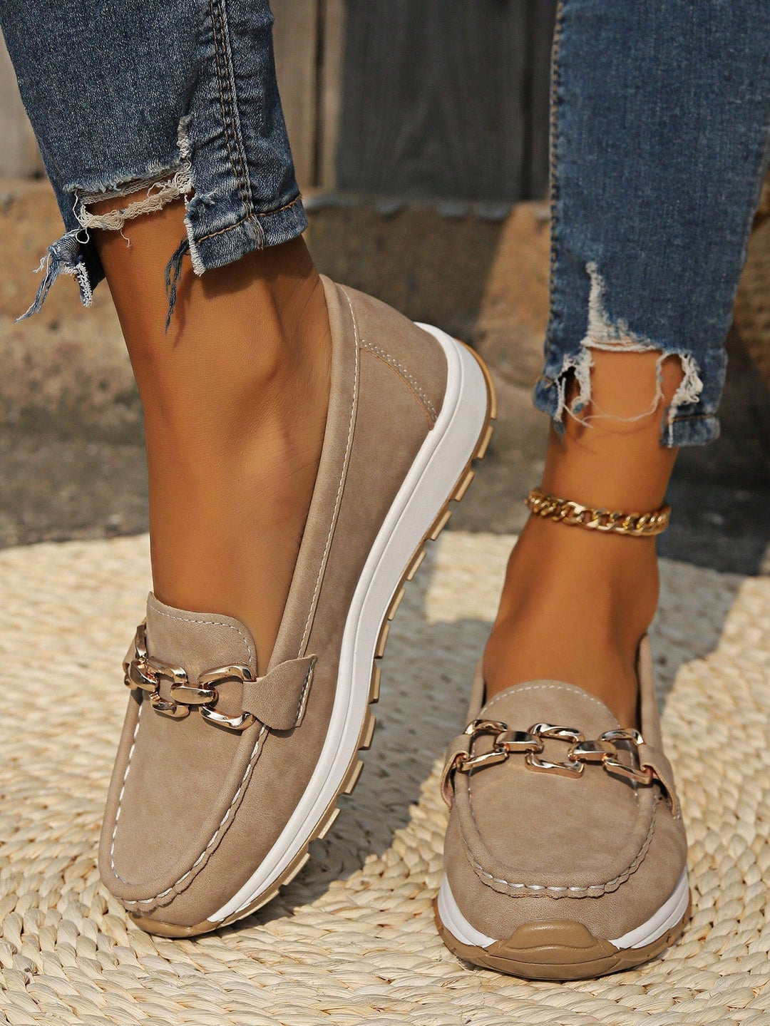 Ellie | Flat buckle loafers