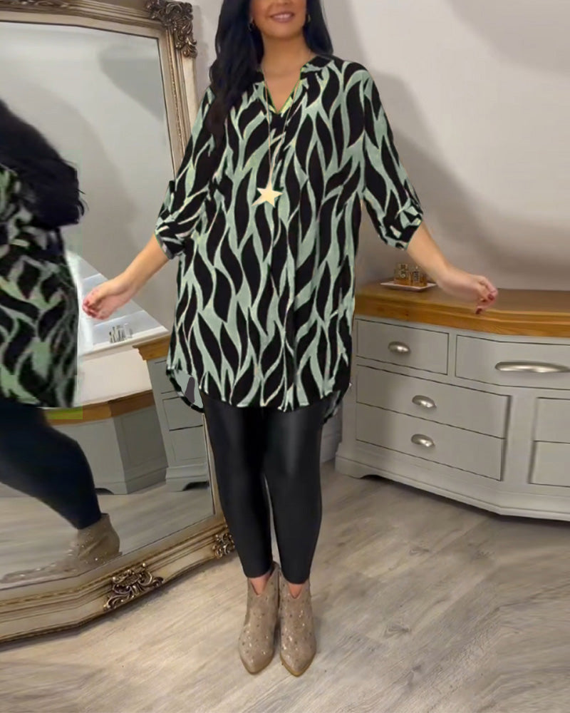Alexandra™ | Met print loose-fit top