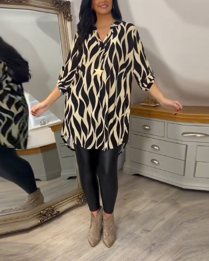 Alexandra™ | Met print loose-fit top