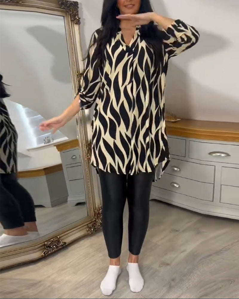 Alexandra™ | Met print loose-fit top