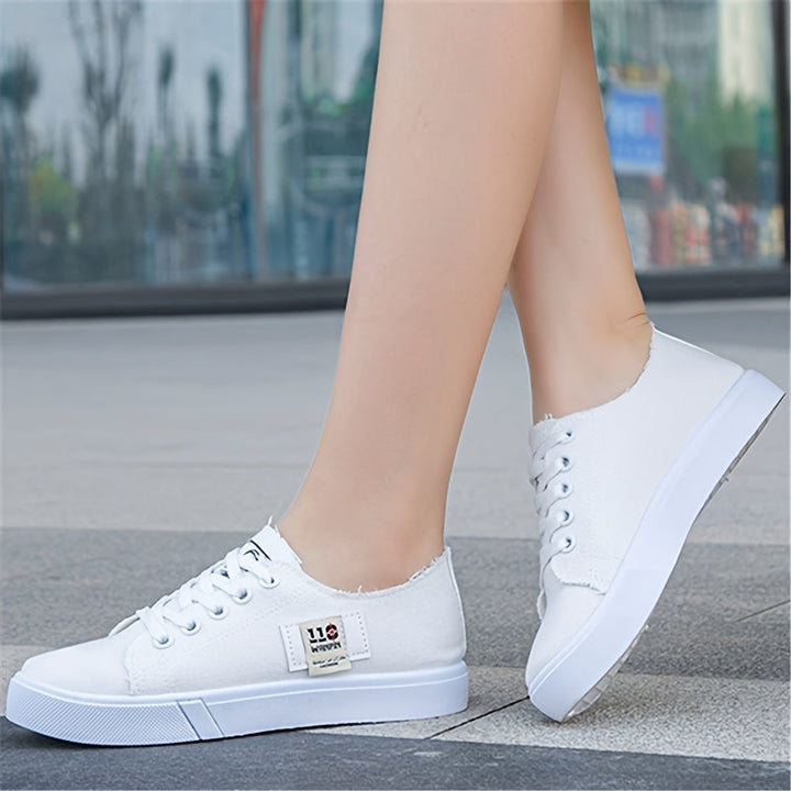 Anna™ | Timeless low-top sneakers