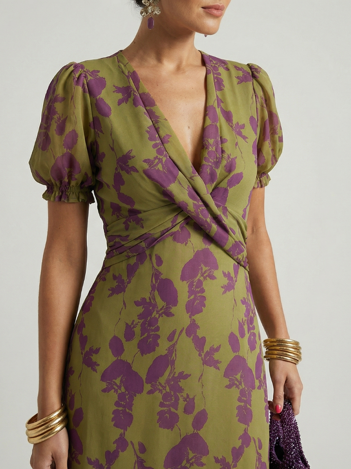 Virel | Elegante bloemen wrap midi jurk with flattering silhouette