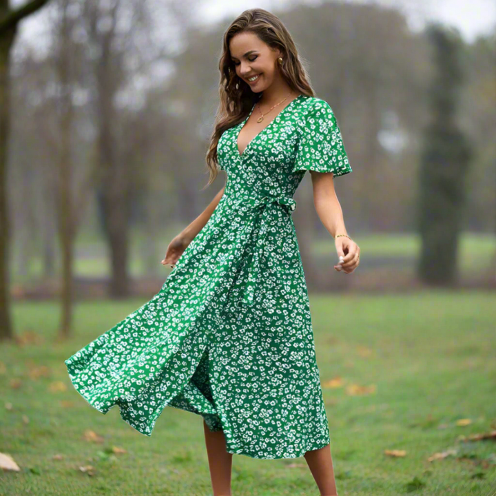 Dalisay™ | Plus size V-hals flounce sleeve zomerjurk