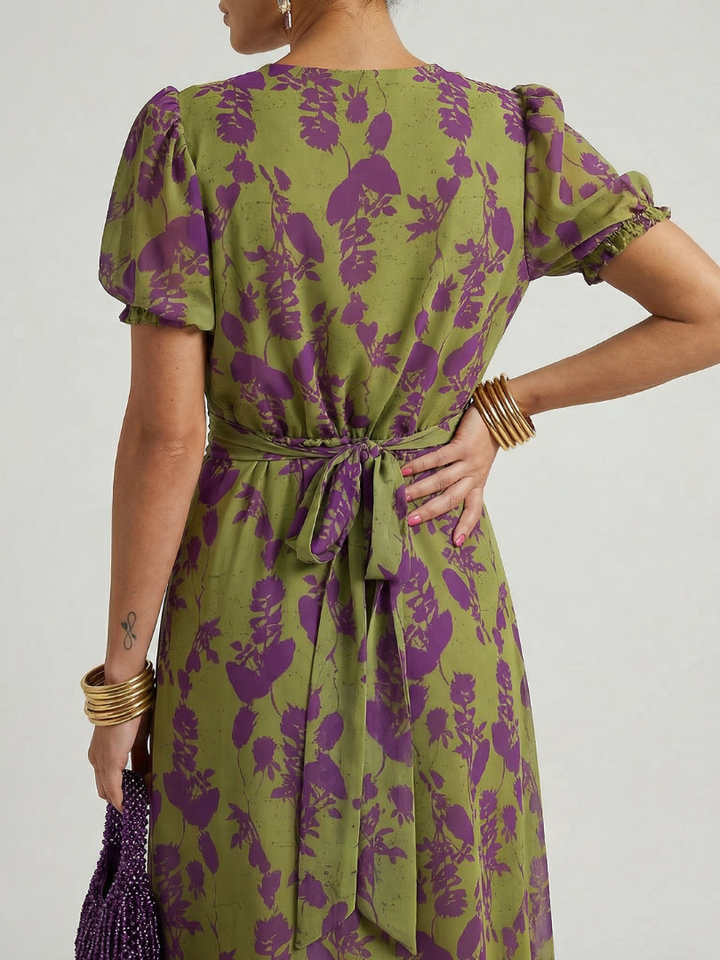 Virel | Elegante bloemen wrap midi jurk with flattering silhouette