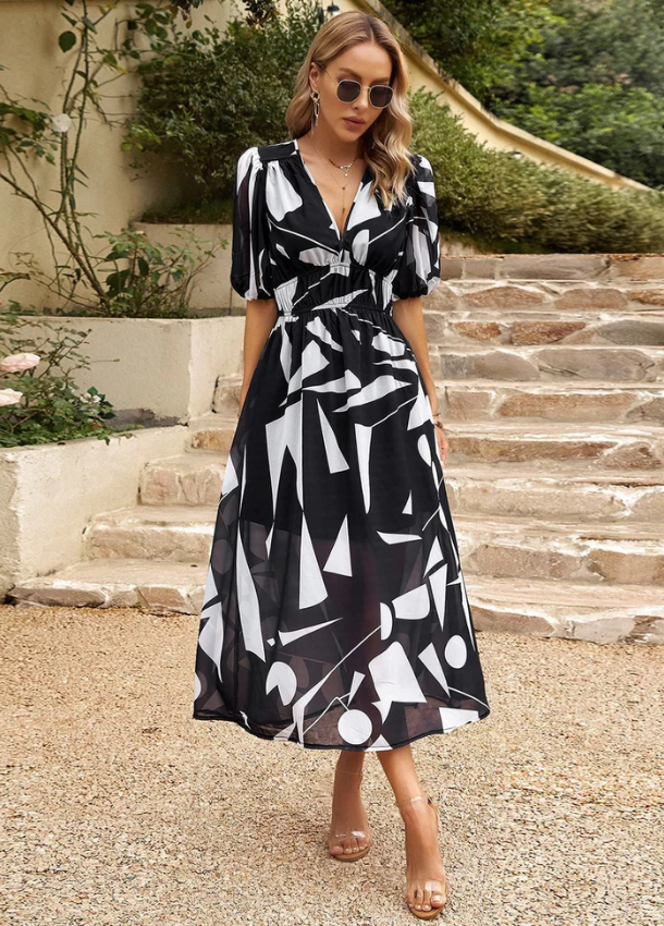Clarissa | Flattering bloemen midi jurk
