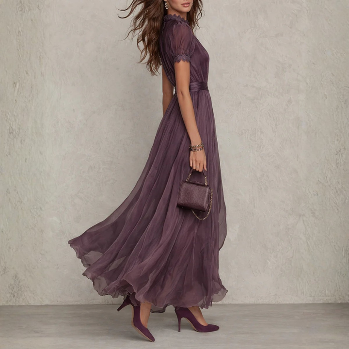 Vivienne | Lace trim chiffon maxi jurk