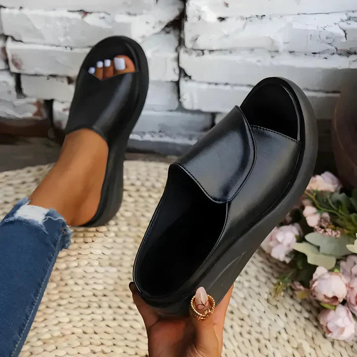 Eliza™ | Orthopedische slip-on sleehaksandalen