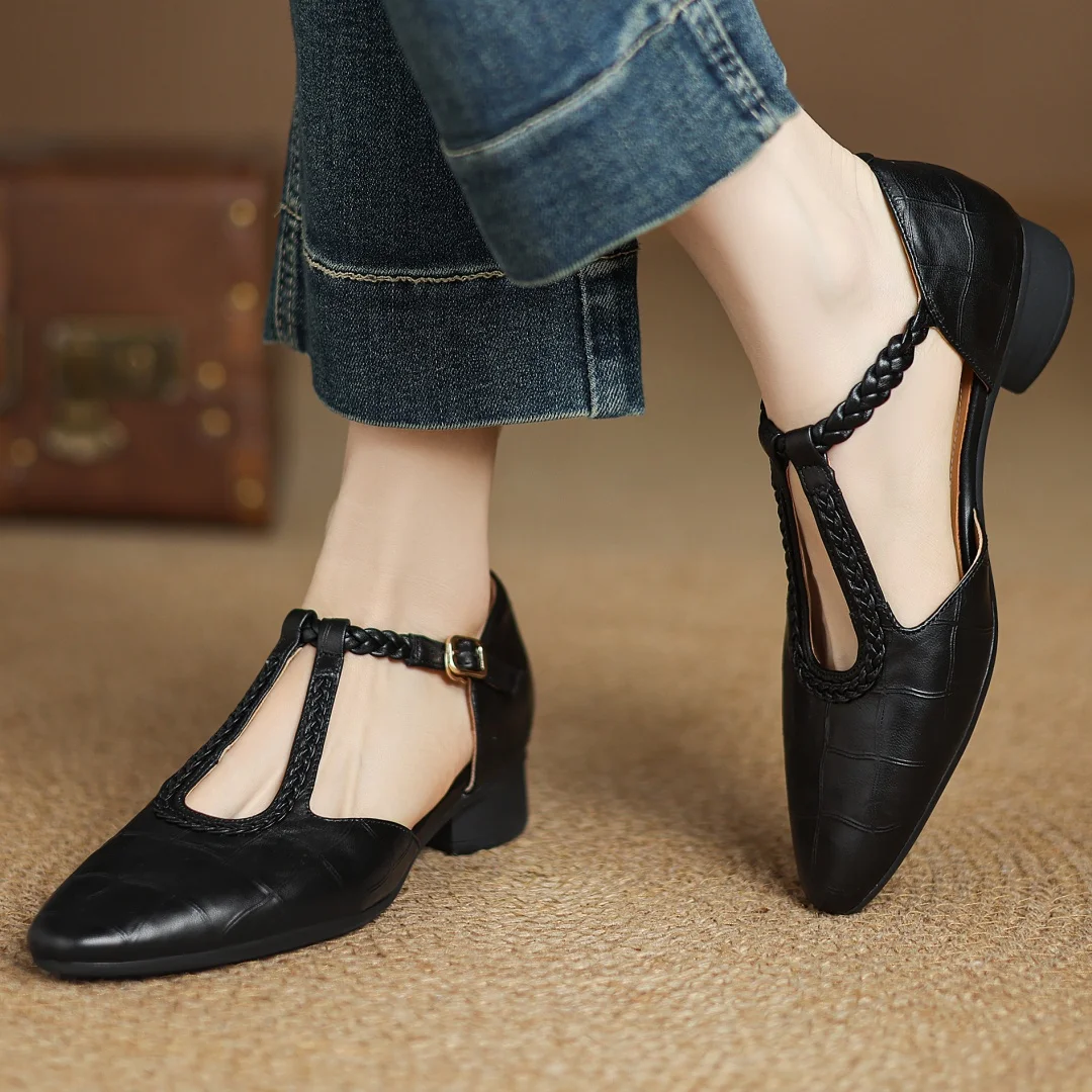 Leather | Mary janes