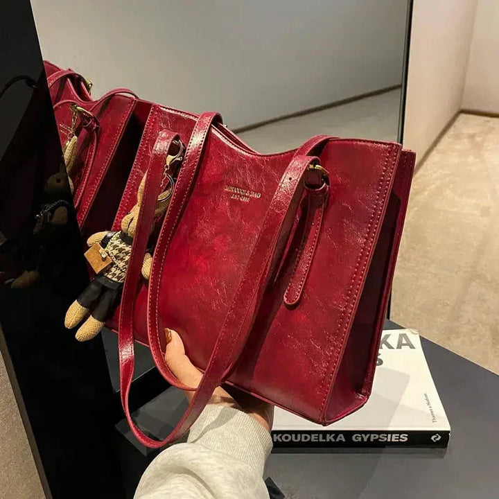Nikki™ | Elegante shoulder tote