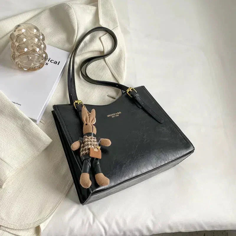 Nikki™ | Elegante shoulder tote