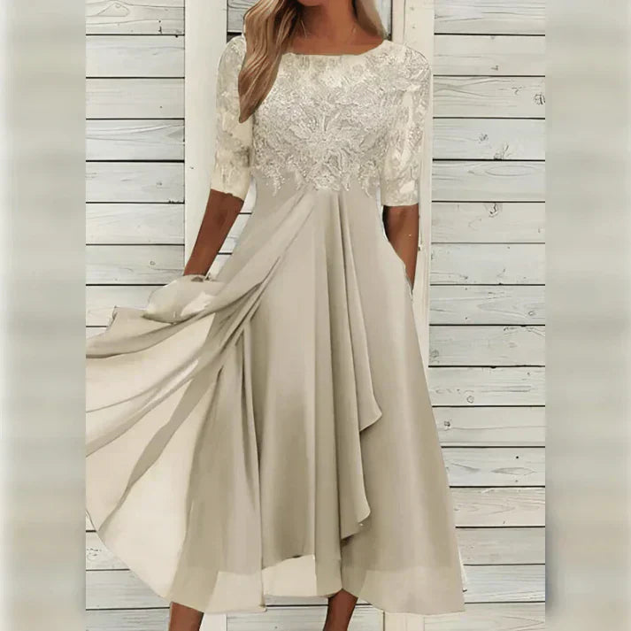Philippa | Elegante wedding jurk with timeless silhouette