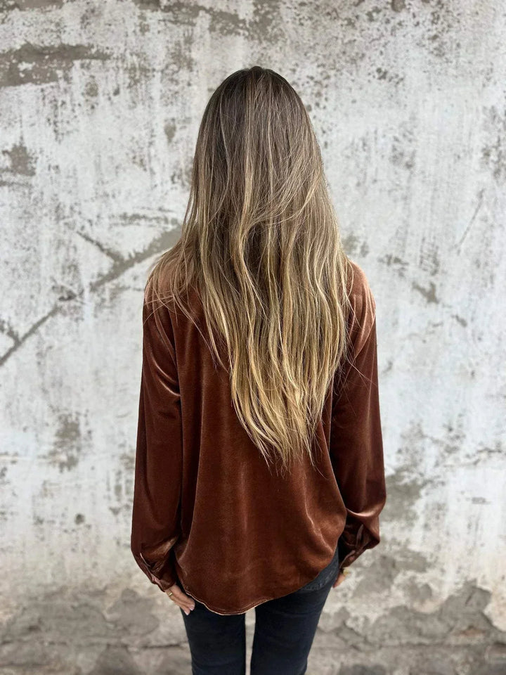 Dahlia™ | Zachte velvet shirt
