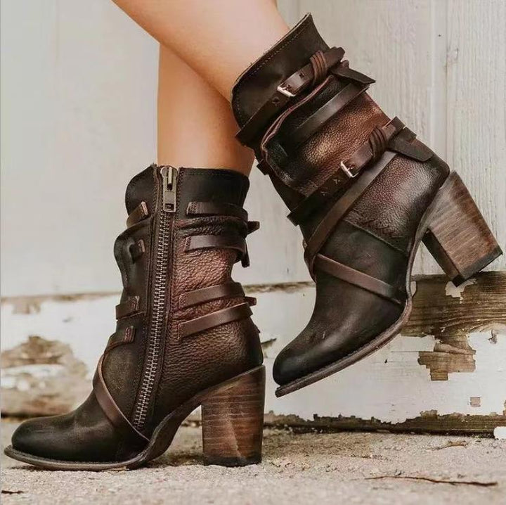 Dames leather enkellaarsjes - Slouchy Distressed Design - Buckle Straps - Block Heel