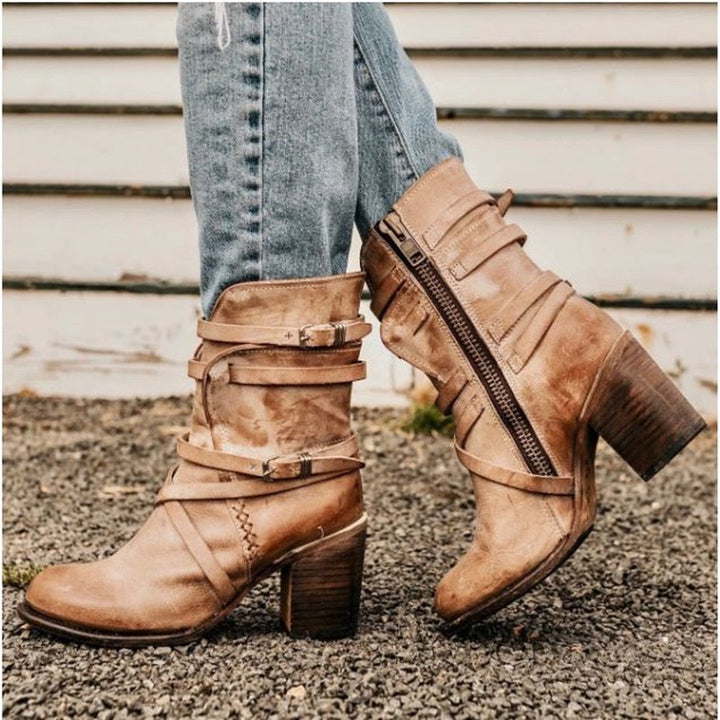 Dames leather enkellaarsjes - Slouchy Distressed Design - Buckle Straps - Block Heel