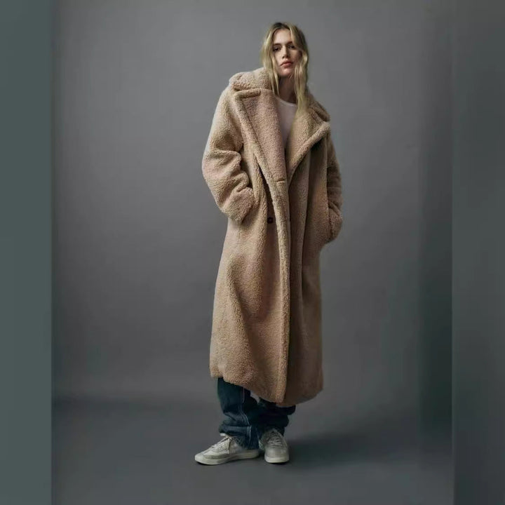 Isadora™ | Luxe teddy mantel