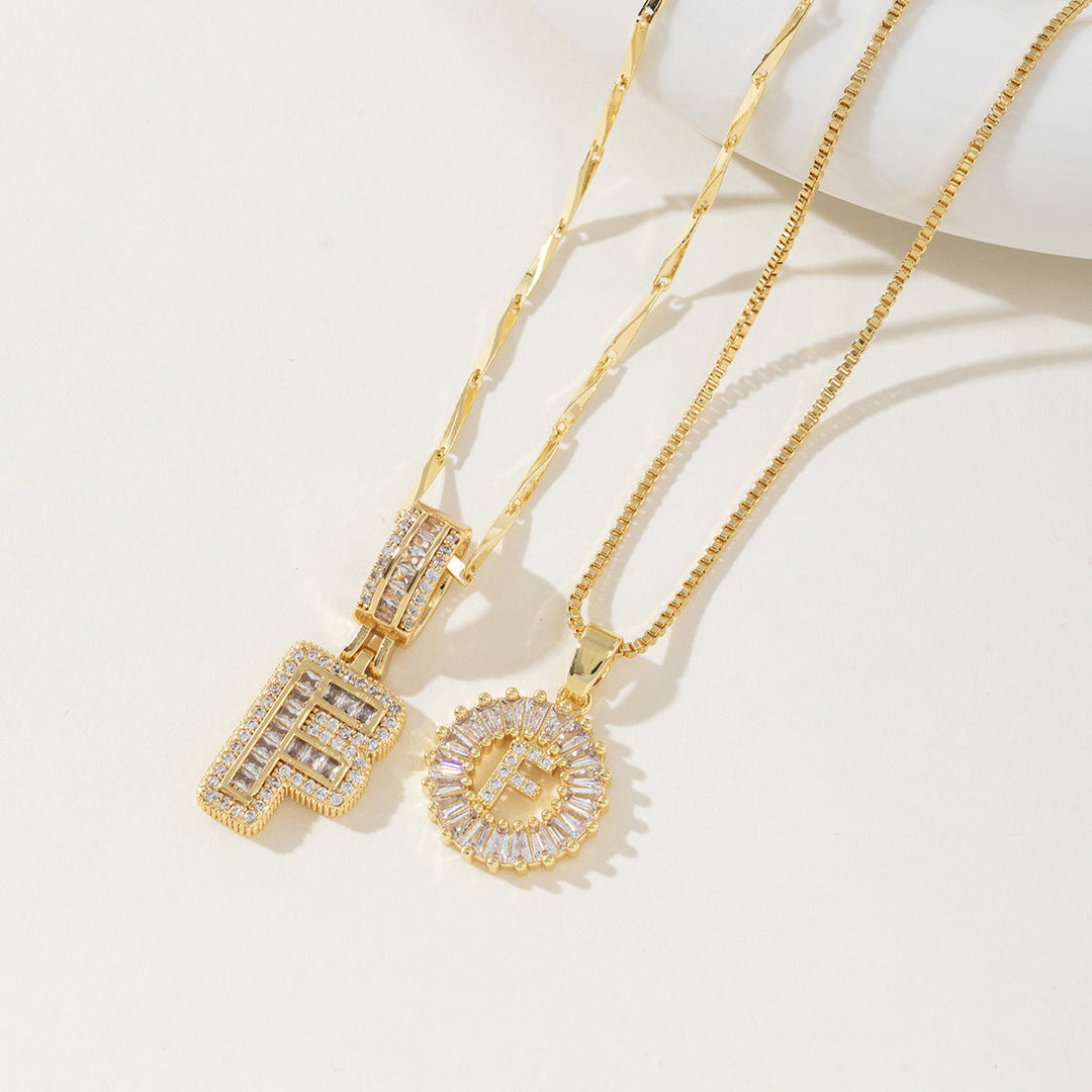 Aisha™ | Elegante 2-pack initial letter pendant necklaces