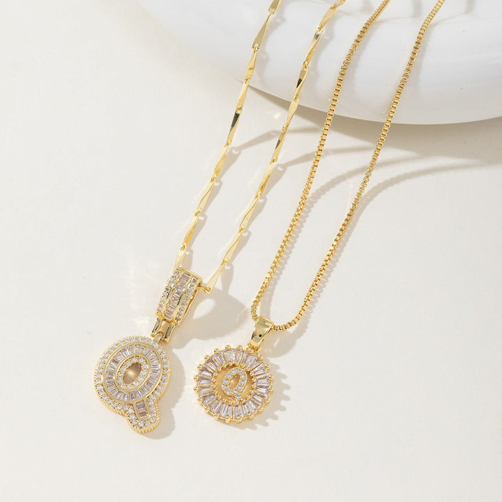 Aisha™ | Elegante 2-pack initial letter pendant necklaces