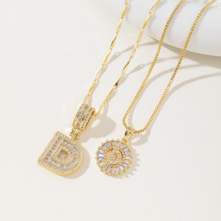 Aisha™ | Elegante 2-pack initial letter pendant necklaces