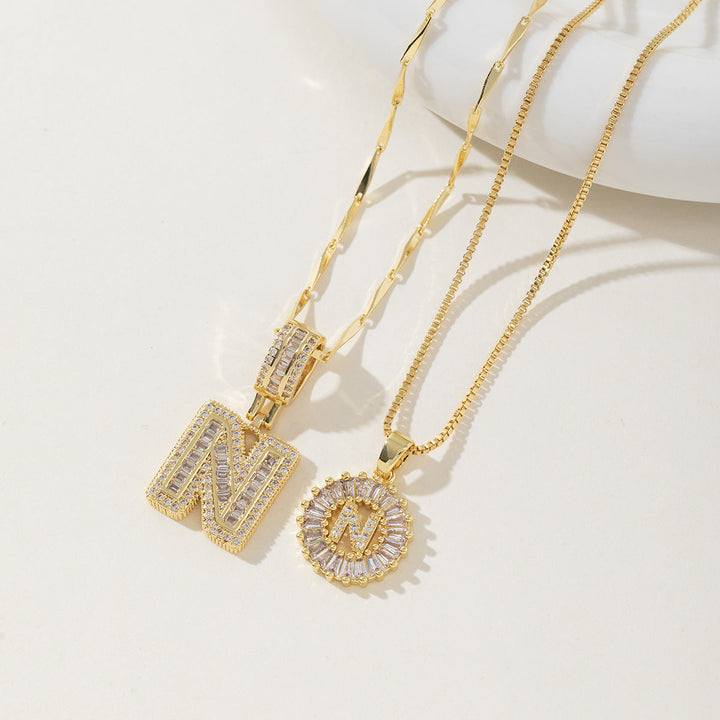 Aisha™ | Elegante 2-pack initial letter pendant necklaces