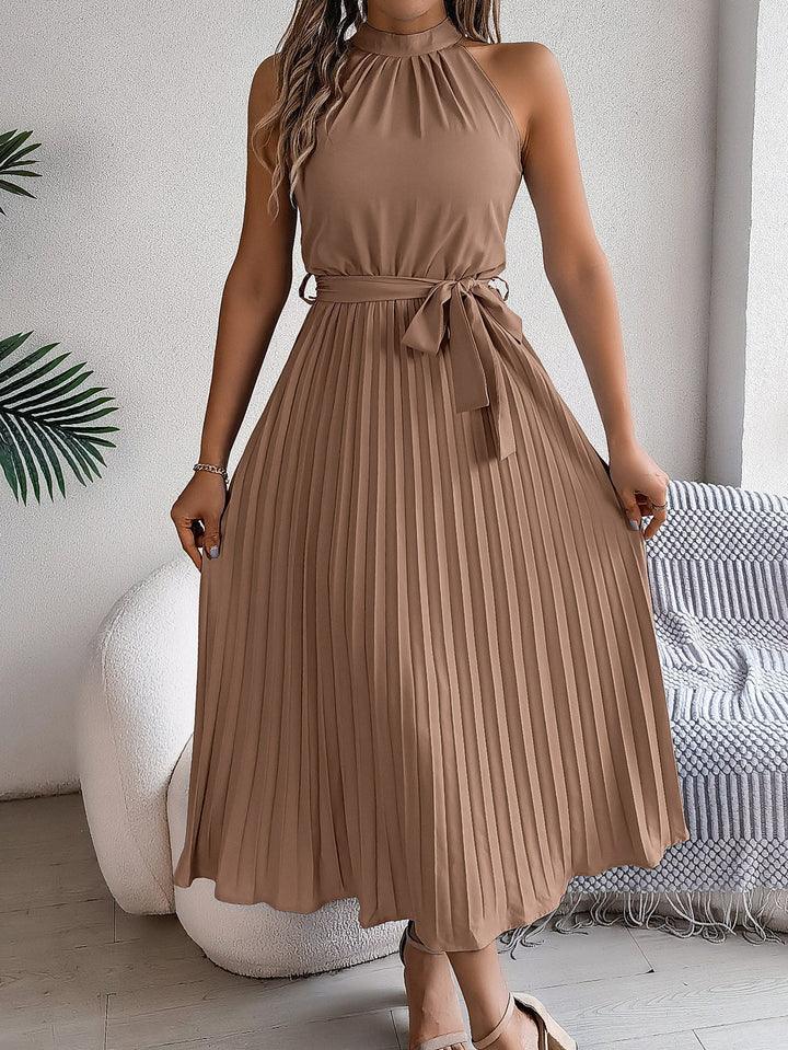 Cedrine™ | Graceful pleated midi jurk