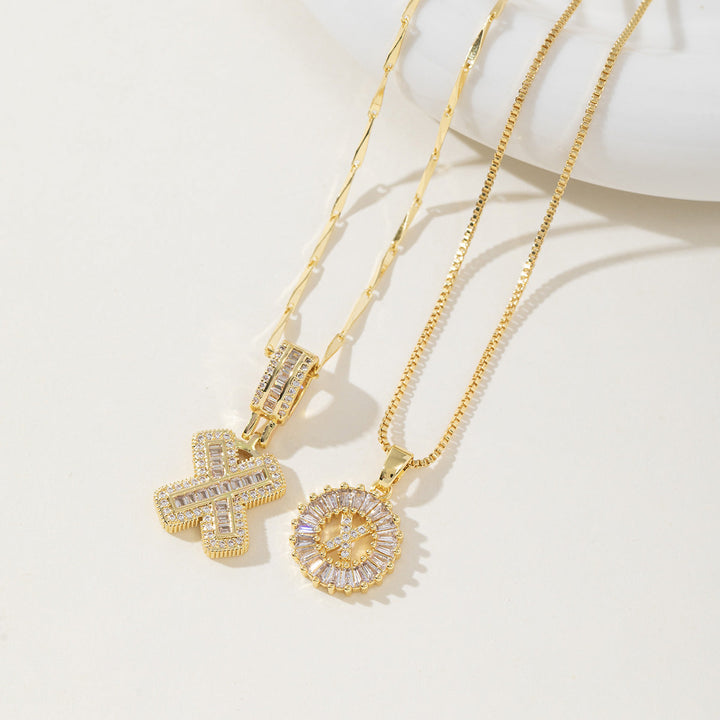 Aisha™ | Elegante 2-pack initial letter pendant necklaces