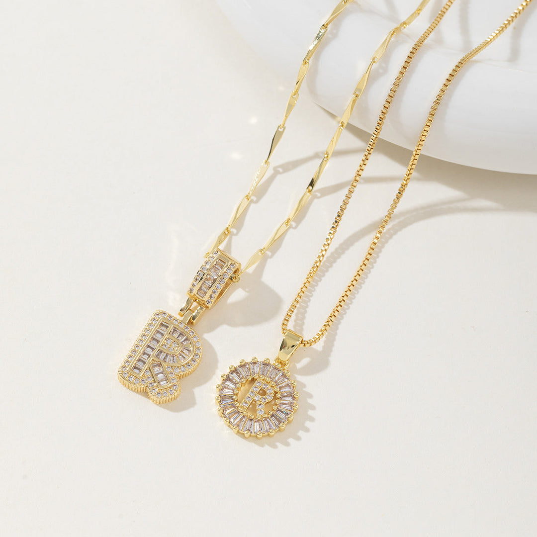 Aisha™ | Elegante 2-pack initial letter pendant necklaces