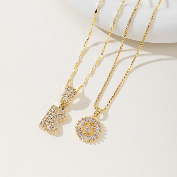 Aisha™ | Elegante 2-pack initial letter pendant necklaces