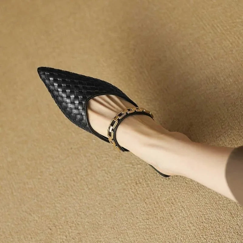 Delmira | Pointed slippers