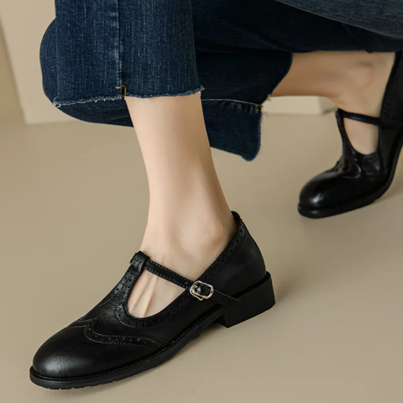 Elegante T-strap Mary Janes