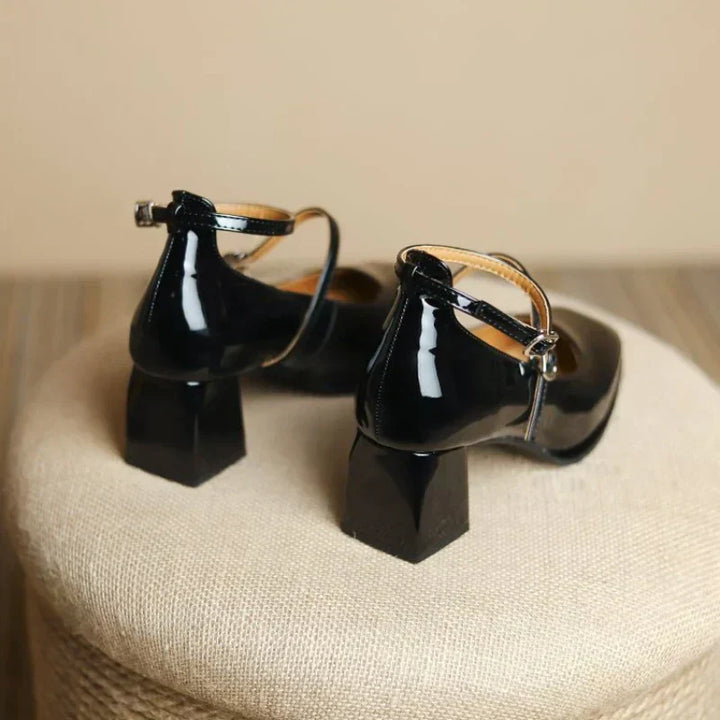 Elegant | Ankle-strap pumps