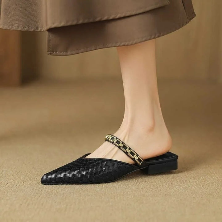 Delmira | Pointed slippers