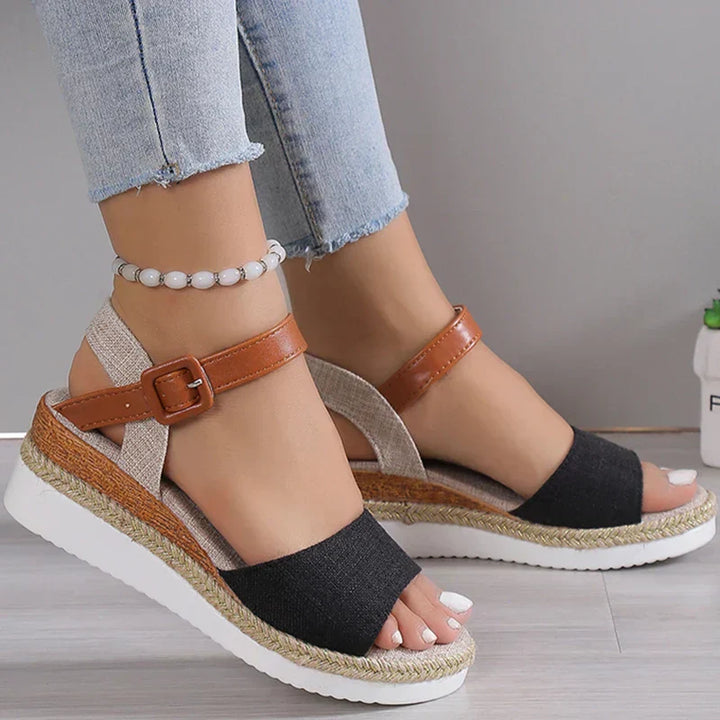 Charlene™ | Relaxte style sleehaksandalen