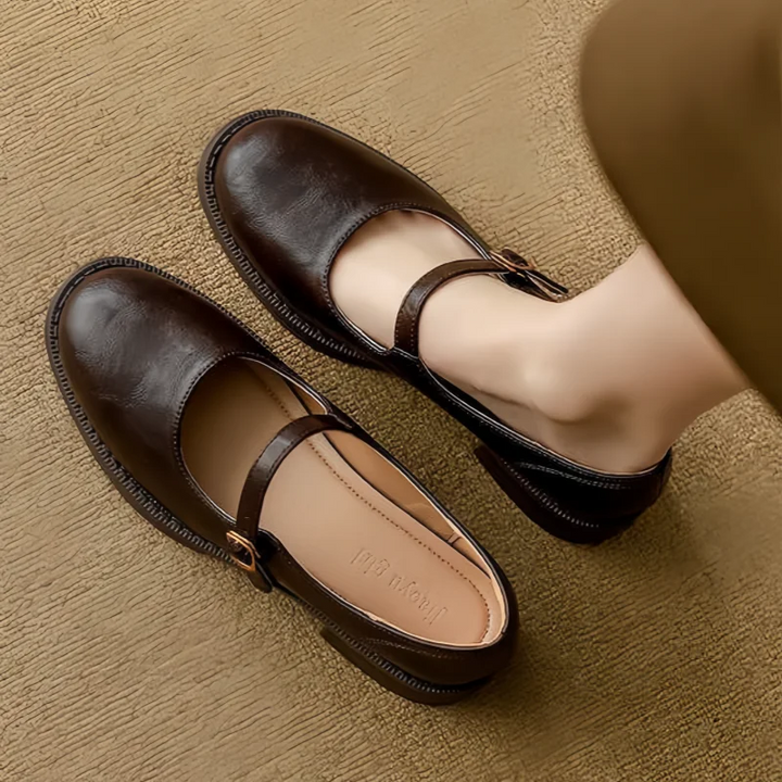 Klassieke comfort mary janes made of leather