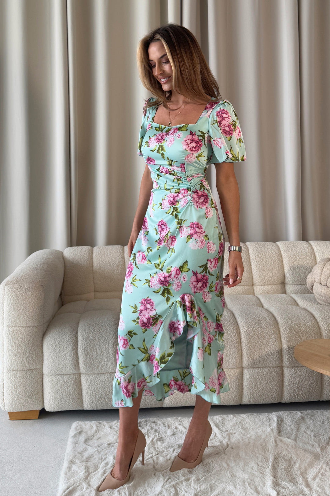 Heidi | Groene gerimpelde midi jurk met bloemenprint