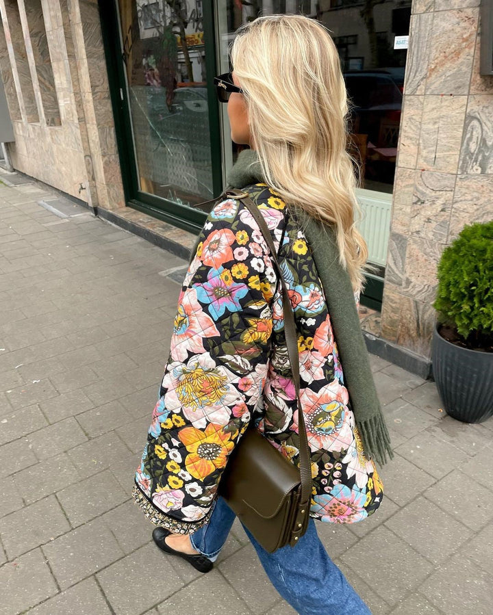Nicole™ | Trendy met print jas