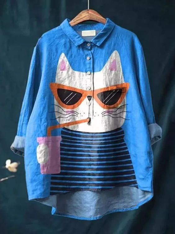 Amari™ | Cat art shirt