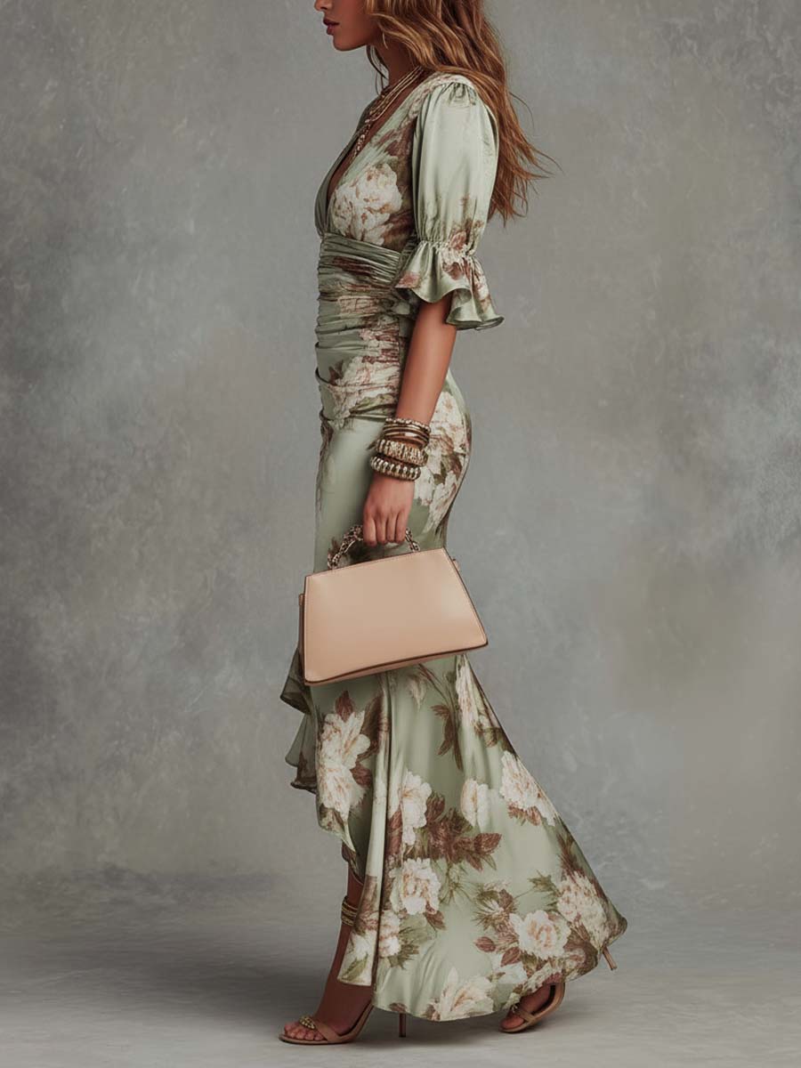 Anastasia | Asymmetrical long green satin jurk