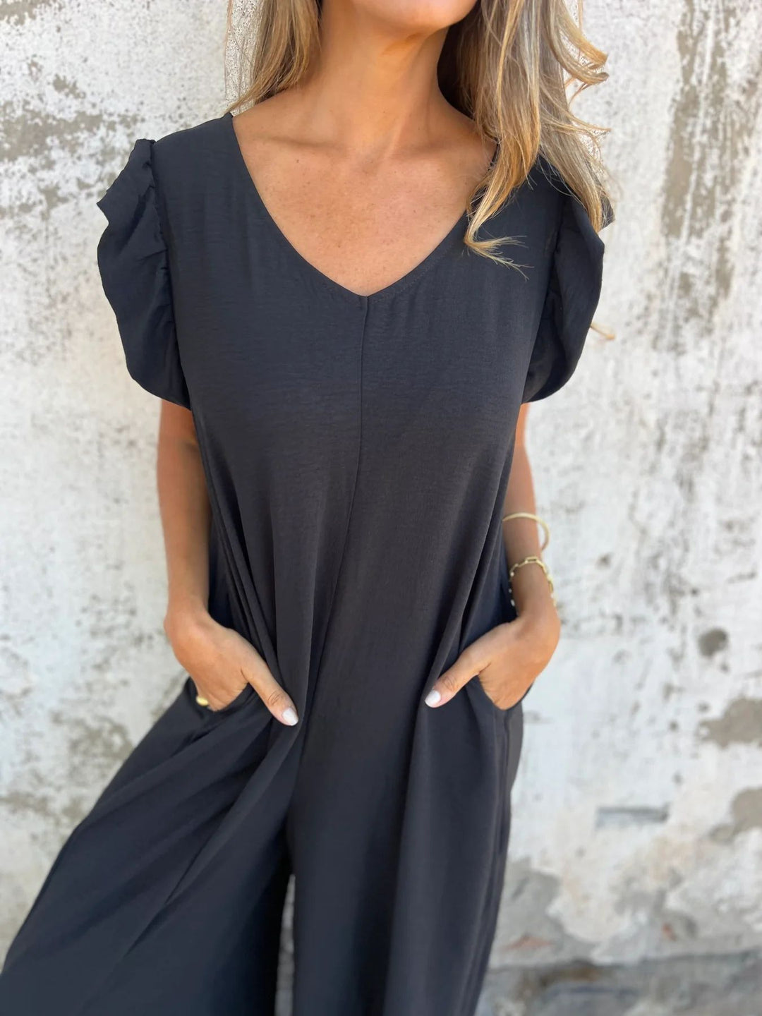 Cassandra™ | Trendy V-hals jumpsuit