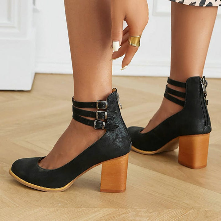 Ariana | Triple buckle hakken