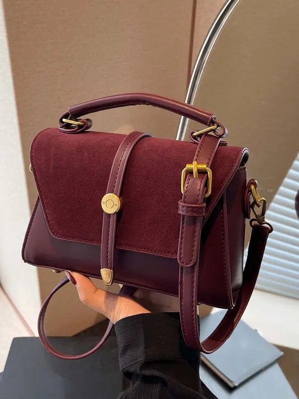 Marlynn™ | Vintage-style small square shoulder crossbody tas with contrast stitching
