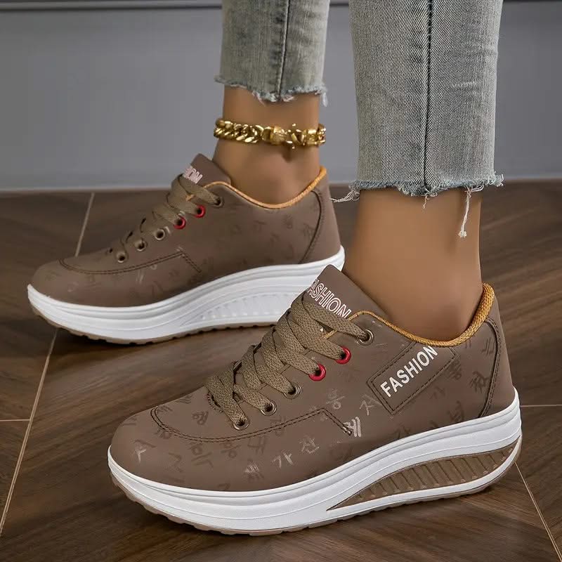 Chloe | Sneakers met veters