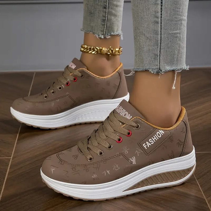 Chloe | Sneakers met veters
