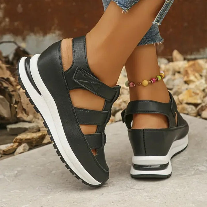 Isadora | Closed-toe sneaker sandalen